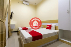 Vaccinated Staff - OYO 3763 Oq Guest House Syariah